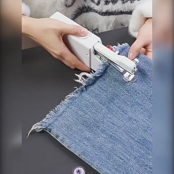 Mini Máquina de Costura Portátil